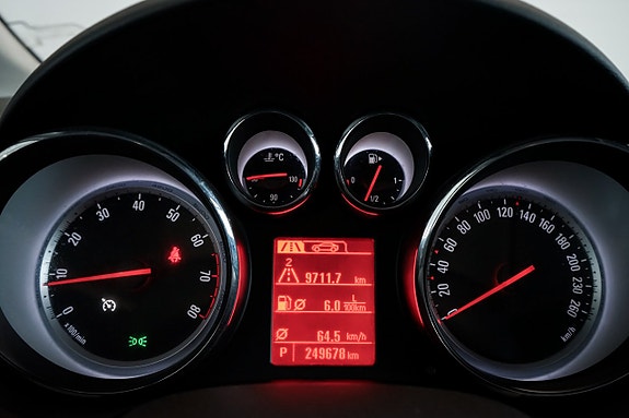 Opel Astra 10 of 26