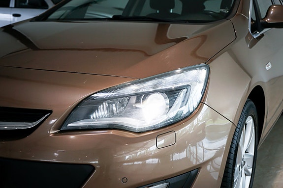 Opel Astra 4 of 26