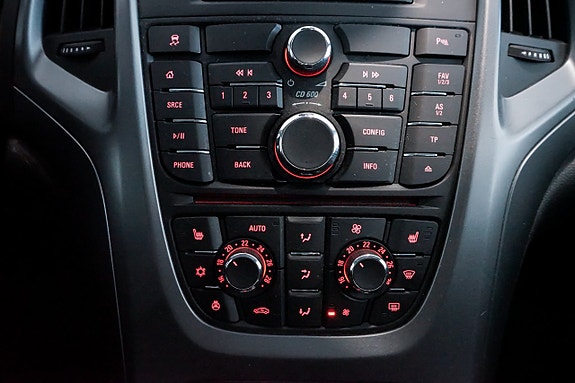 Opel Astra 14 of 26