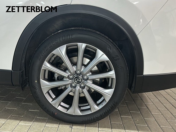 Mazda CX-60 13 of 19