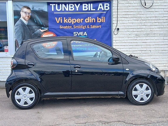 Toyota Aygo 4 of 5