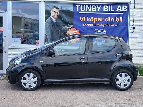 Toyota Aygo 3 of 5