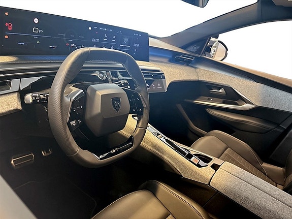 Peugeot 5008 5 of 5