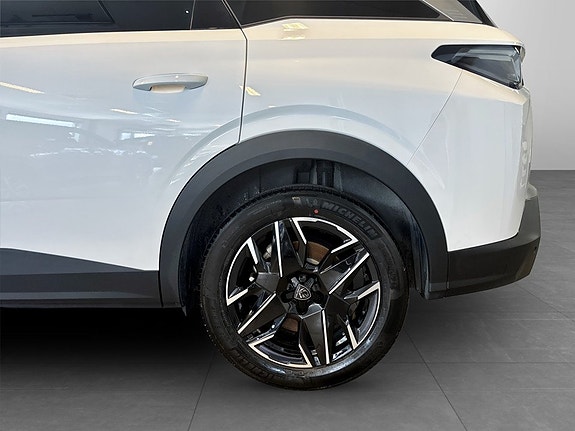 Peugeot 5008 14 of 16