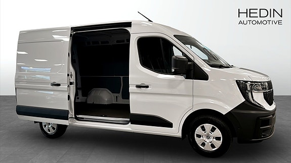 Renault Master 12 of 12