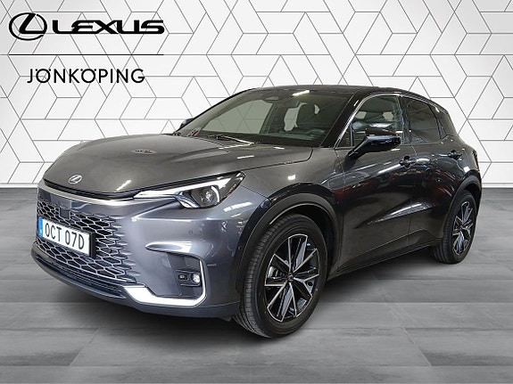 Lexus LBX