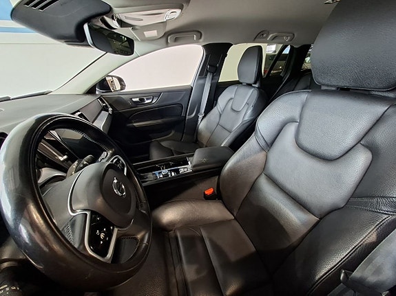 Volvo V60 5 of 5