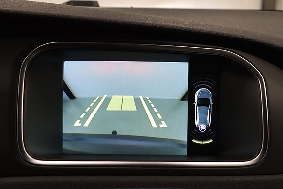 Volvo V40 Cross Country 17 of 27