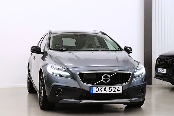 Volvo V40 Cross Country 3 of 27