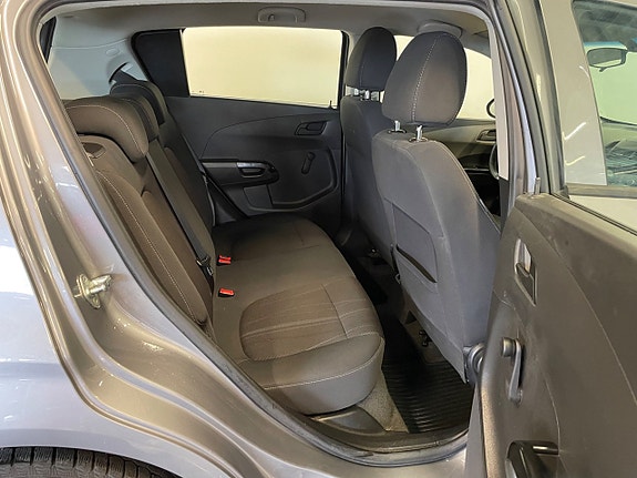 Chevrolet Aveo 11 of 11
