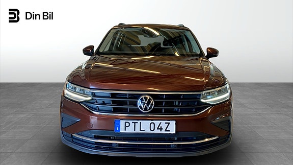 Volkswagen Tiguan 4 of 5