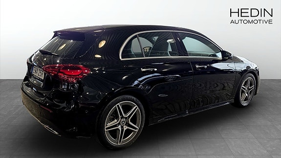 Mercedes-Benz A200 2 of 5
