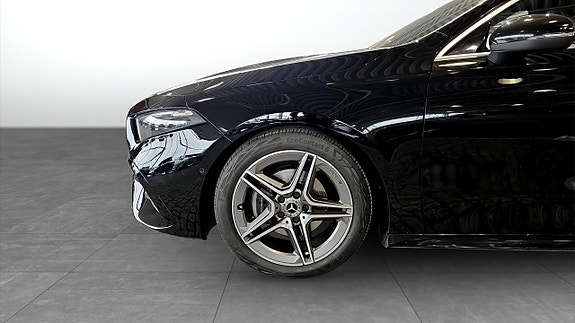 Mercedes-Benz A200 9 of 9