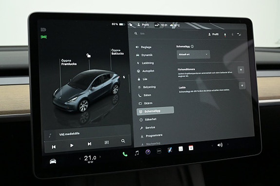 Tesla Model Y 13 of 27