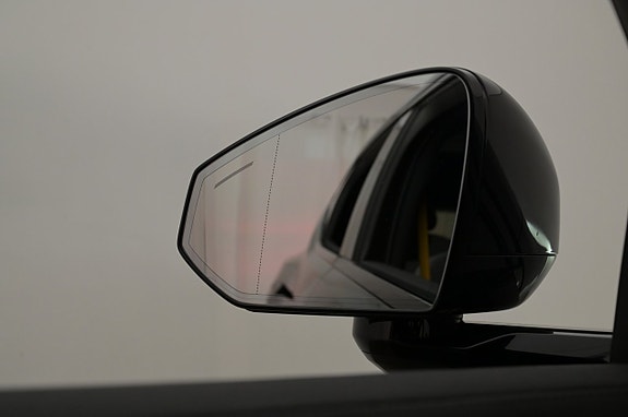 Polestar 3 24 of 27