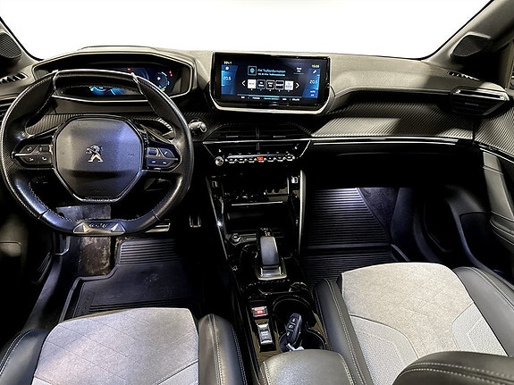 Peugeot e-208 6 of 18
