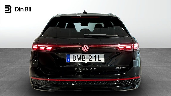 Volkswagen Passat 5 of 5