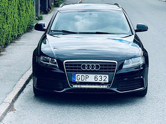 Audi A4 2 of 7