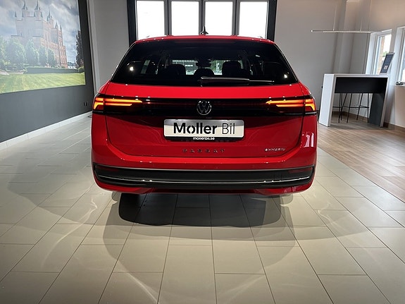 Volkswagen Passat 5 of 5