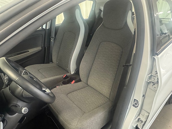 Renault Zoe 7 of 18