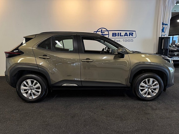 Toyota Yaris Cross 2 of 21