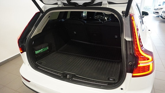 Volvo V60 5 of 5