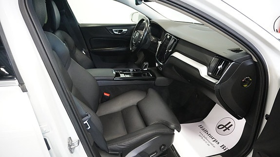 Volvo V60 9 of 20