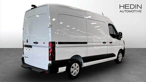 Renault Master 2 of 5