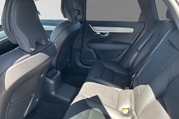 Volvo V90 9 of 12