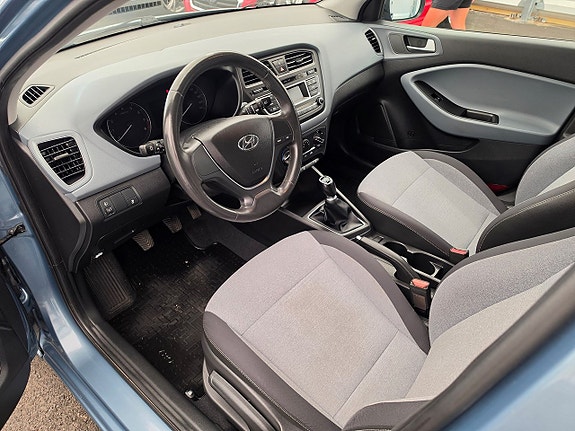 Hyundai i20 16 of 21