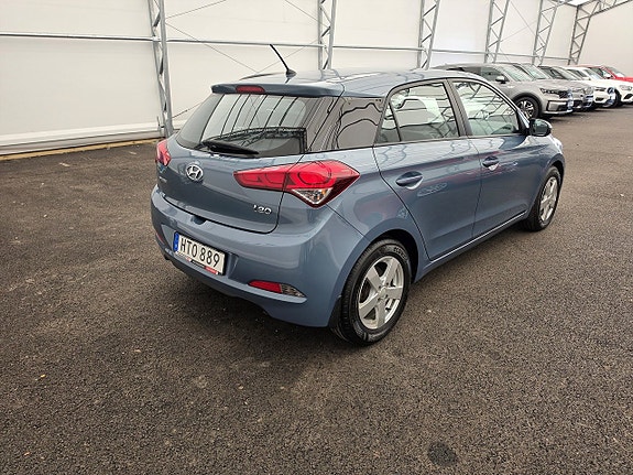 Hyundai i20 4 of 21