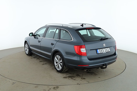 Skoda Superb 3 of 5