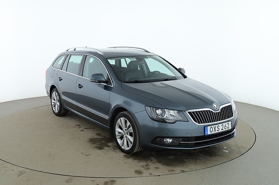 Skoda Superb 7 of 30