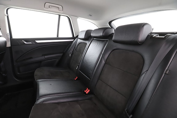 Skoda Superb 13 of 30