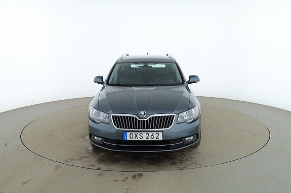 Skoda Superb 8 of 30