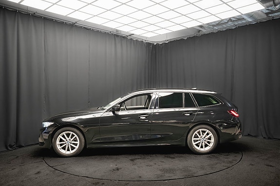 BMW 320d 9 of 23
