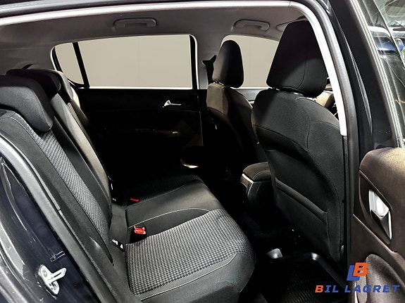 Peugeot 308 9 of 12