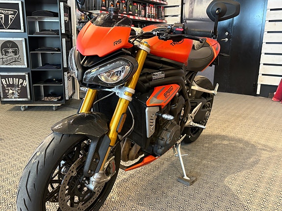 Triumph SPEED TRIPLE 1200 RS 10 of 18