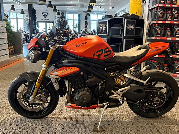Triumph SPEED TRIPLE 1200 RS 9 of 18