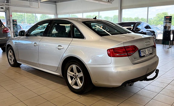 Audi A4 4 of 5
