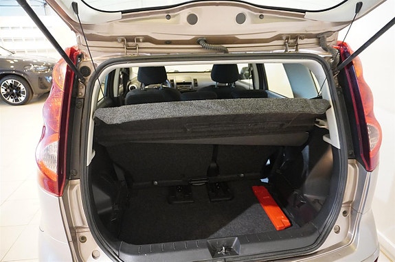 Nissan Note 8 of 13