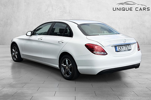 Mercedes-Benz C180 5 of 5