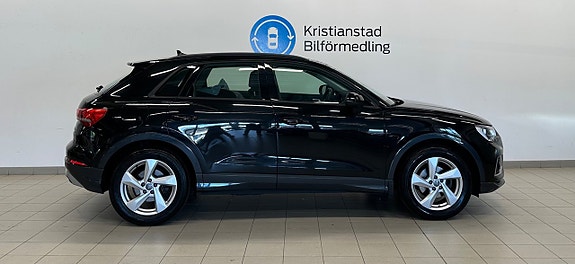 Audi Q3 4 of 5