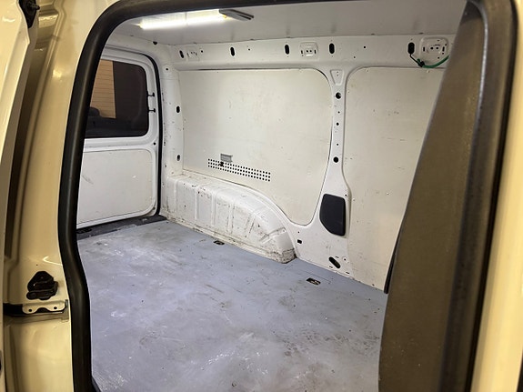 Volkswagen Caddy Maxi 11 of 12