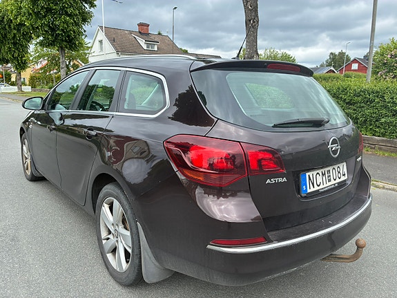 Opel Astra 3 of 5