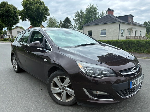 Opel Astra 2 of 5