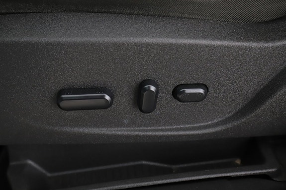 Ford Kuga 25 of 30