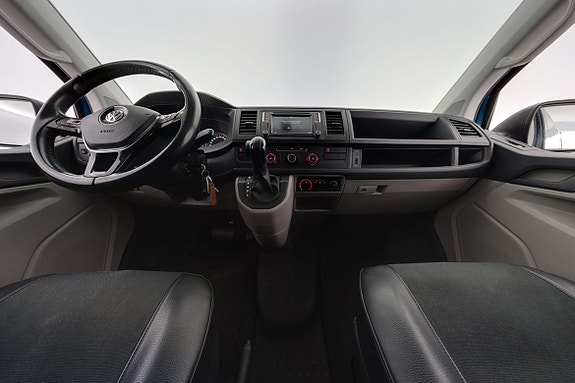 Volkswagen Transporter 15 of 30