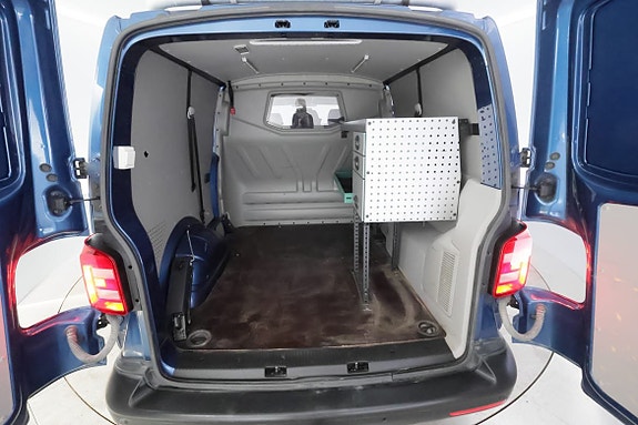 Volkswagen Transporter 8 of 30