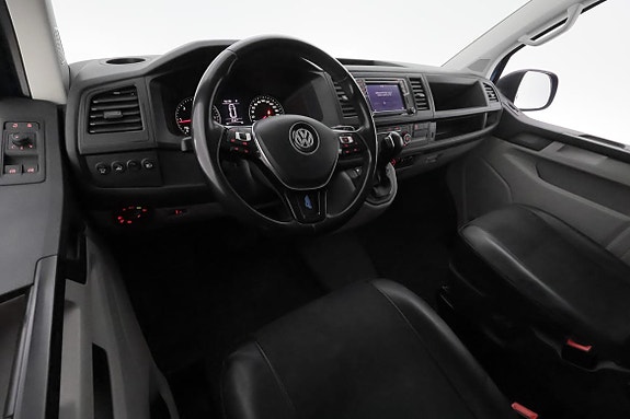 Volkswagen Transporter 14 of 30